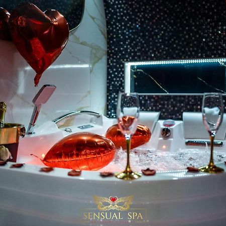 Sensual Spa- Love Room Jacuzzi Hammam Terrasse น็องซี ภายนอก รูปภาพ