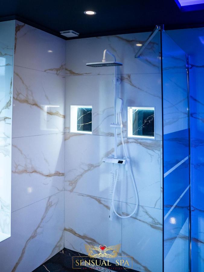 Sensual Spa- Love Room Jacuzzi Hammam Terrasse น็องซี ภายนอก รูปภาพ
